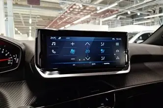 Peugeot 2008, 1.2, 96 kW, bensiin, automaat, esivedu