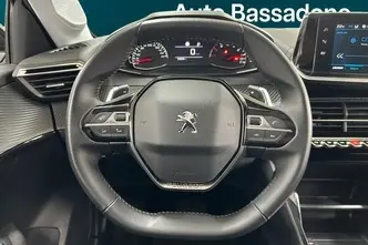 Peugeot 208, 1.2, 74 kW, bensiin, automaat, esivedu