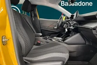 Peugeot 208, 1.2, 74 kW, bensiin, automaat, esivedu
