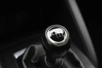Mazda CX-5, 2.0, 121 kW, бензин, механическая, передний привод