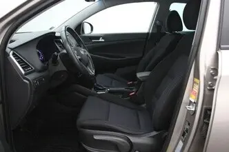 Hyundai Tucson, 1.7, 104 kW, diisel, automaat, esivedu