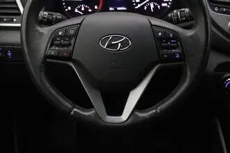 Hyundai Tucson, 1.7, 104 kW, diisel, automaat, esivedu