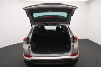 Hyundai Tucson, 1.7, 104 kW, diisel, automaat, esivedu