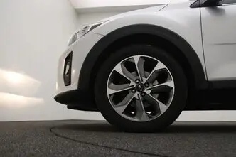 Kia Stonic, 1.0, 74 kW, bensiin, manuaal, esivedu
