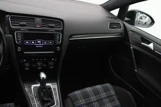Volkswagen Golf, 1.4, 110 kW, plug-in hybrid, automatic, front-wheel drive