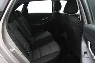 Hyundai i30, 1.4, 73 kW, petrol, manual, front-wheel drive