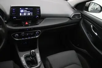 Hyundai i30, 1.4, 73 kW, petrol, manual, front-wheel drive