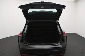 Nissan Qashqai, 1.3, 116 kW, гибрид, автомат, передний привод