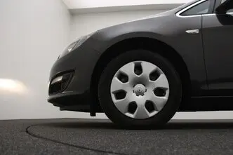 Opel Astra, 1.6, 100 kW, diisel, manuaal, esivedu