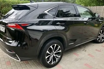 Lexus NX 300h, 2.5, 114 kW, гибрид, автомат, полный привод