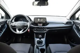 Hyundai i30, 1.6, 70 kW, дизель, механическая