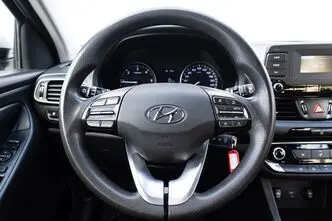 Hyundai i30, 1.6, 70 kW, дизель, механическая