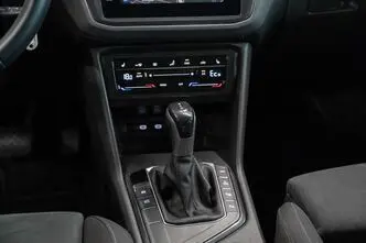 Volkswagen Tiguan, 1.4, 110 kW, pistikhübriid, automaat, esivedu
