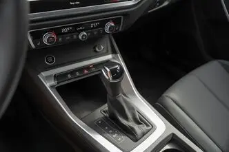Audi Q3, 1.5, 110 kW, бензин, автомат, передний привод