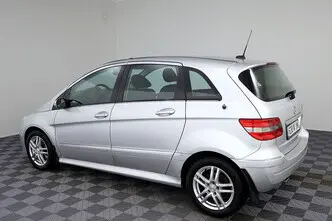 Mercedes-Benz B 180, 2.0, 108 kW, дизель, автомат, передний привод