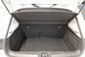 Renault Clio, 1.0, 53 kW, бензин, механическая, передний привод