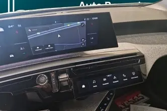 Peugeot 3008, 155 kW, электричество, автомат, передний привод