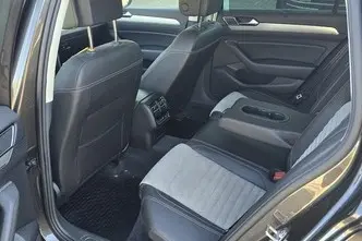 Volkswagen Passat, 1.8, 132 kW, bensiin, automaat, esivedu