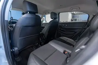 Honda HR-V, 1.5, 79 kW, hybrid, automatic, front-wheel drive