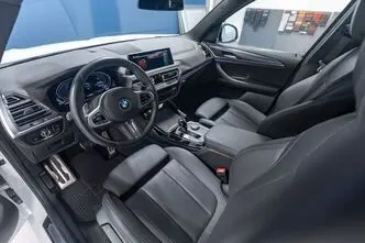 BMW X3, 2.0, 140 kW, гибрид, автомат, полный привод