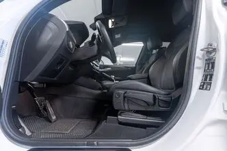 BMW X3, 2.0, 140 kW, гибрид, автомат, полный привод