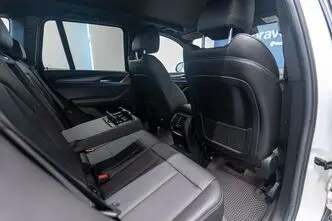 BMW X3, 2.0, 140 kW, гибрид, автомат, полный привод
