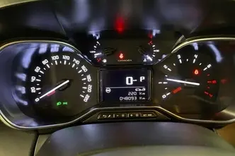 Citroën C3 Aircross, 1.2, 96 kW, bensiin, automaat, esivedu