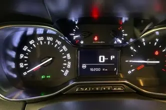 Citroën C3 Aircross, 1.2, 96 kW, bensiin, automaat, esivedu