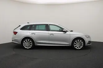 Škoda Octavia, 1.5, 110 kW, hübriid, automaat, esivedu