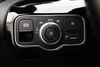 Mercedes-Benz CLA 200, 2.0, 110 kW, diisel, automaat, esivedu