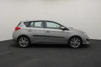 Toyota Auris, 1.8, 73 kW, hübriid, automaat, esivedu