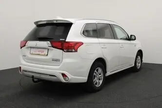 Mitsubishi Outlander, 2.4, 99 kW, pistikhübriid, automaat, nelikvedu
