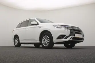 Mitsubishi Outlander, 2.4, 99 kW, pistikhübriid, automaat, nelikvedu