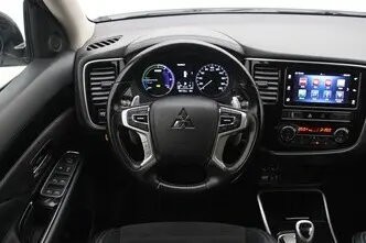 Mitsubishi Outlander, 2.4, 99 kW, pistikhübriid, automaat, nelikvedu