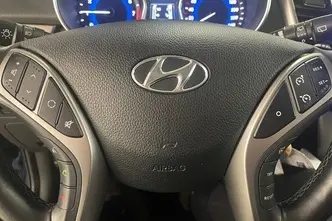 Hyundai i30, 1.6, 99 kW, petrol, manual, front-wheel drive
