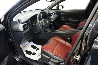 Toyota C-HR, 2.0, 112 kW, hübriid, automaat, esivedu