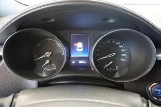 Toyota C-HR, 2.0, 112 kW, hübriid, automaat, esivedu