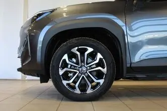 Toyota Yaris Cross, 1.5, 68 kW, hübriid, automaat, esivedu