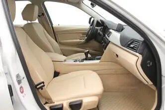 BMW 318, 1.5, 100 kW, бензин, механическая, передний привод