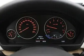 BMW 318, 1.5, 100 kW, бензин, механическая, передний привод