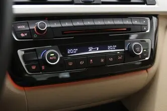 BMW 318, 1.5, 100 kW, бензин, механическая, передний привод