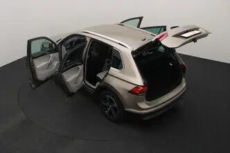 Volkswagen Tiguan, 2.0, 132 kW, bensiin, automaat, nelikvedu