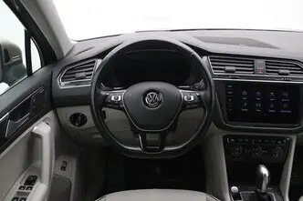 Volkswagen Tiguan, 2.0, 132 kW, bensiin, automaat, nelikvedu