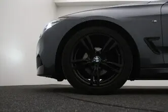 BMW 320, 2.0, 135 kW, бензин, автомат, задний привод