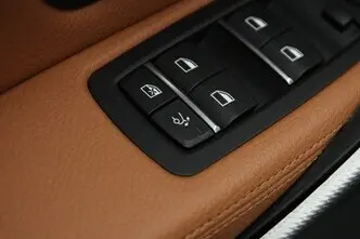 BMW 320, 2.0, 135 kW, бензин, автомат, задний привод