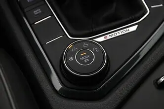 Volkswagen Tiguan, 2.0, 140 kW, bensiin, automaat, nelikvedu