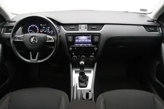 Škoda Octavia, 1.6, 85 kW, diesel, automatic, front-wheel drive