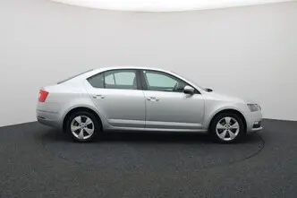 Škoda Octavia, 1.6, 85 kW, diesel, automatic, front-wheel drive
