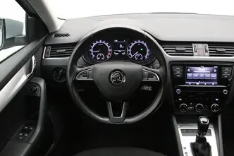 Škoda Octavia, 1.6, 85 kW, diesel, automatic, front-wheel drive