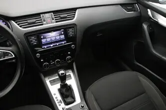 Škoda Octavia, 1.6, 85 kW, diesel, automatic, front-wheel drive